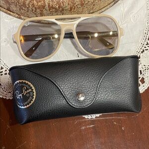 Ray-Ban Powderhorn Cream\Blue Aviator Sunglasses with Black Case
